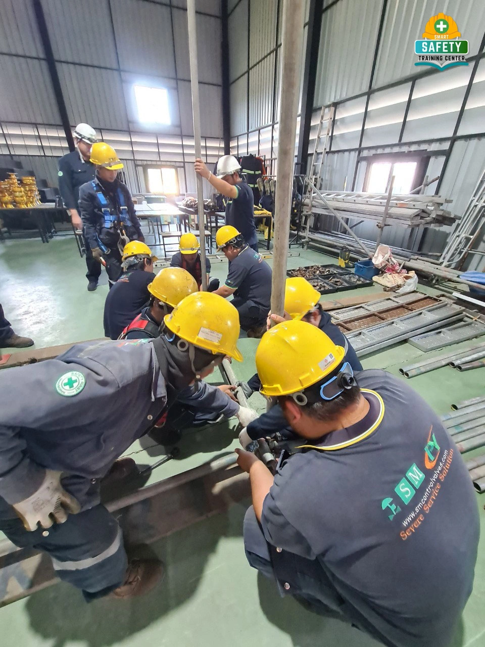 การติดตั้งและตรวจสอบนั่งร้าน